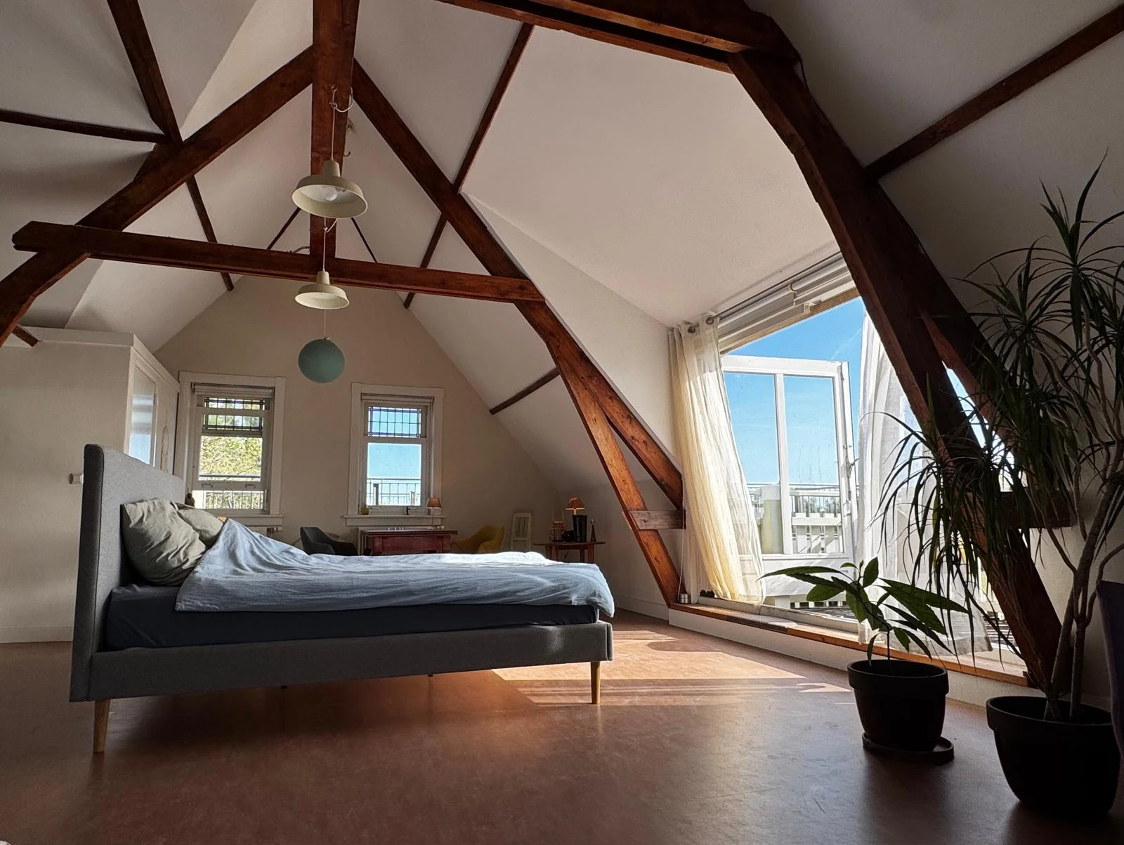 De Waalkamer — Het bed
