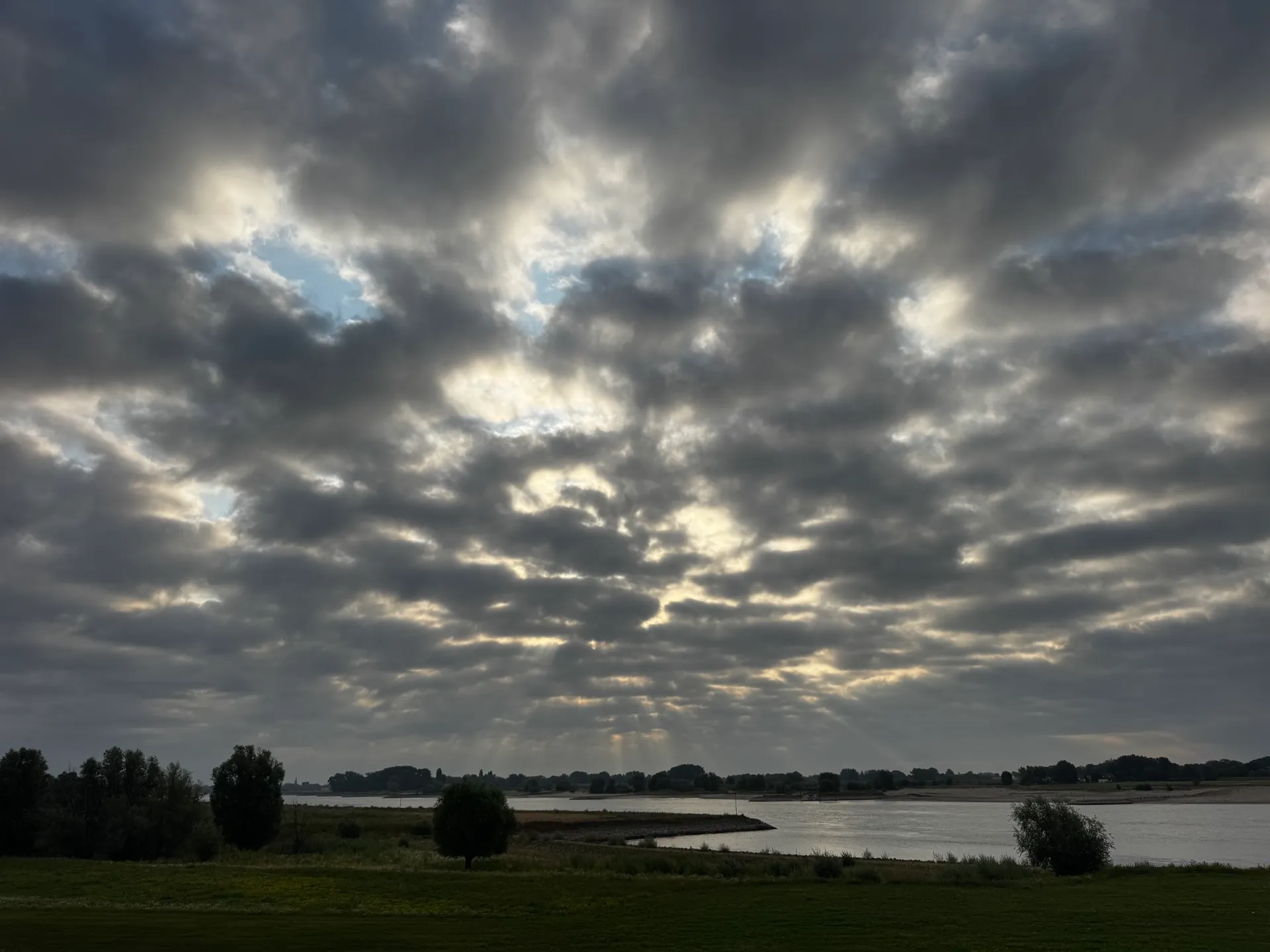 De middag — 12:00